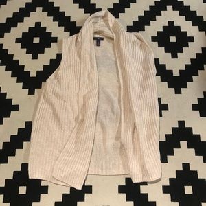 Gap vest